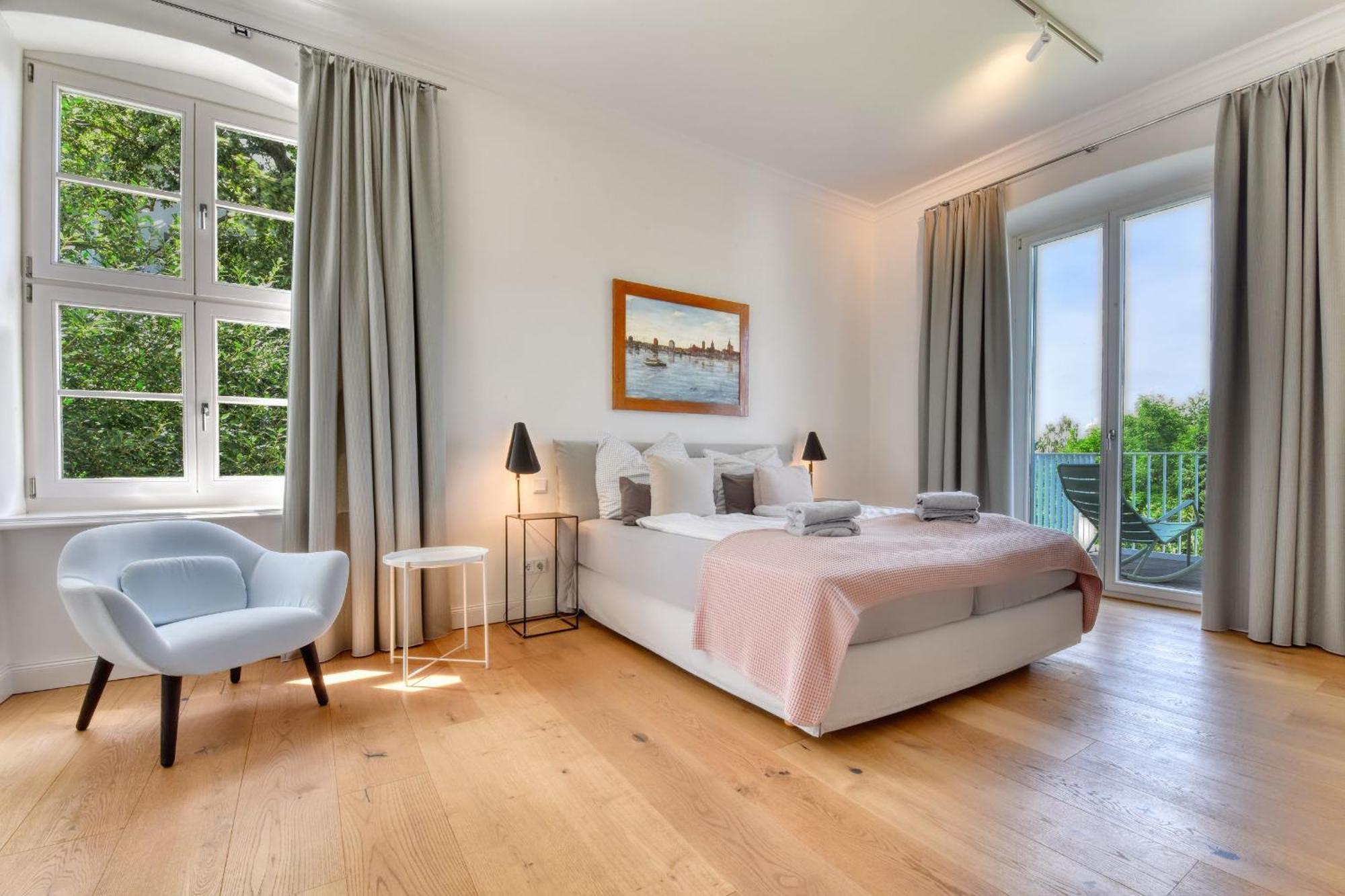 Ferienwohnung Fuerst Malte Loft I Design & Pool Putbus Exterior foto